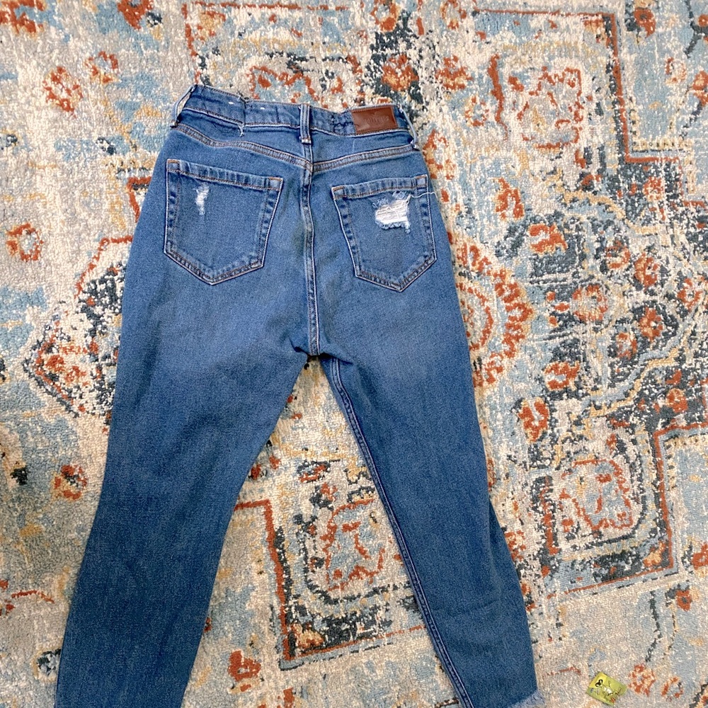 Hollister mom jeans